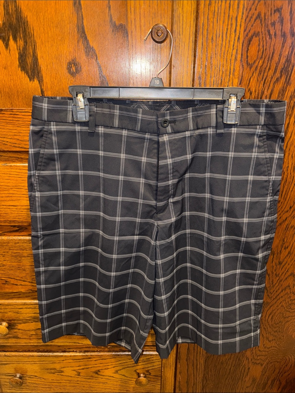 Nike Black Plaid Flat-Front Golf Shorts